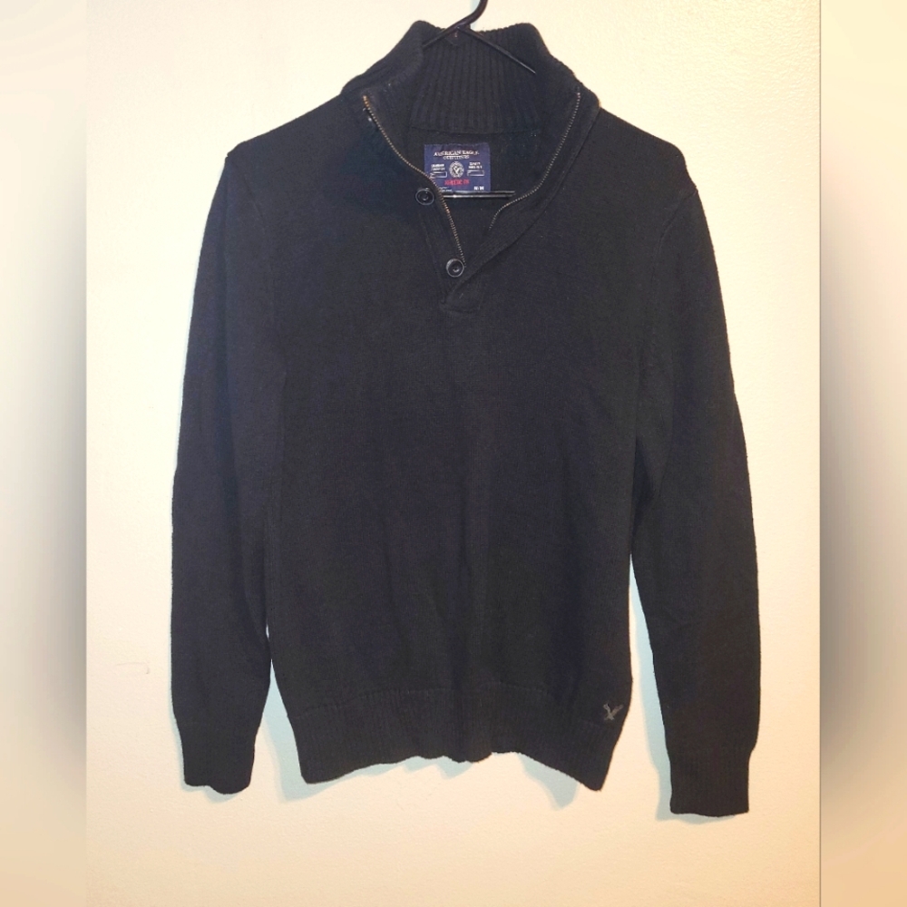 AMERICAN EAGLE Sweater for men.